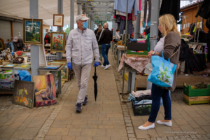 bazar w niedzielę